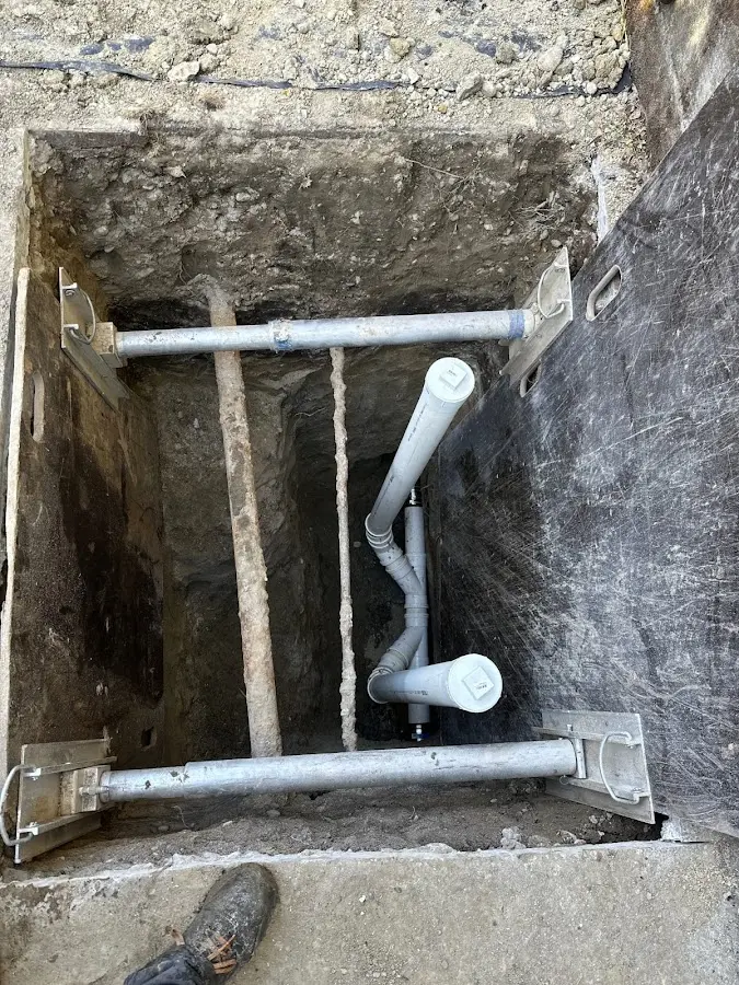 Experienced plumber completing Gas Line Repair work in Lyon
